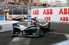 Jaguar Land Rover Deutschland GmbH - Presse Jaguar: Panasonic Jaguar Racing - Kontinuierlich starke Leistung in der zweiten Formel E-Saison (FOTO)