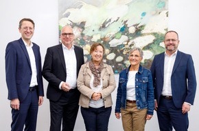 LAUDA DR. R. WOBSER GMBH & CO. KG: LAUDA feiert 45-jähriges Jubiläum von Jutta Mark und Gabriele Wobser