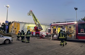 Kreisfeuerwehr Rotenburg (Wümme): FW-ROW: Rauchentwicklung über Zevener Discounter