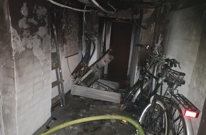 Feuerwehr Gelsenkirchen: FW-GE: Brand einer Elektrounterverteilung richtet erheblichen Sachschaden an