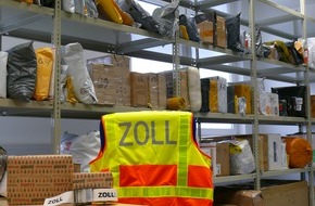 Hauptzollamt Dortmund: HZA-DO: Weihnachten und Black Friday: Wichtige Hinweise des Zolls zu Bestellungen und Geschenken aus dem Ausland