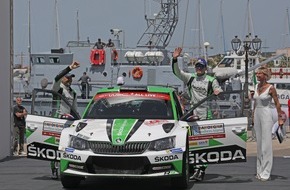 Skoda Auto Deutschland GmbH: Rallye Italien: Doppelsieg für SKODA in der WRC 2 - Jan Kopecky gewinnt vor Teamkollege Ole Christian Veiby (FOTO)