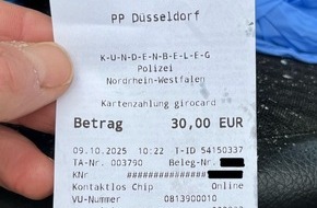 Polizei Düsseldorf: POL-D: Meldung der Autobahnpolizei - A 3 bei Erkrath - Lkw-Fahrer fährt auf Stauende auf - Person wird schwer verletzt mit Hubschrauber ins Krankenhaus geflogen - Sicherheitsgurt kann Leben retten!