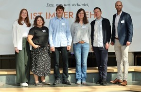 Polizeipr&auml;sidium Osthessen: POL-OH: Fachtagung in Fulda: "Potentielle Gefahren und Radikalisierungsprozesse durch Social Media"