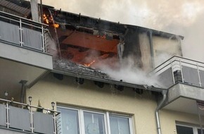 Feuerwehr Recklinghausen: FW-RE: Dachstuhlbrand in Recklinghausen-K&ouml;nig Ludwig