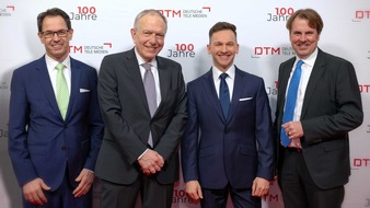 Deutsche Tele Medien GmbH: 100 Jahre DTM Deutsche Tele Medien GmbH - Tradition trifft Innovation / Der Mitherausgeber der drei Verzeichnismedien Das Telefonbuch, Gelbe Seiten und Das Örtliche feiert großen Festakt in Frankfurt