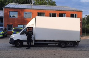 Polizeidirektion Ratzeburg: POL-RZ: Überladener LKW gestoppt