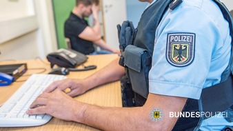 Bundespolizeidirektion München: Bundespolizeidirektion München: Mit zwei Haftbefehlen gesucht / Arbeitgeber zahlt Geldstrafe für Mitarbeiter