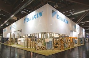 Daikin Airconditioning Germany GmbH: Grüne Wiese, große Wirkung! / red dot award für nachhaltiges Messekonzept von Daikin (mit Bild)