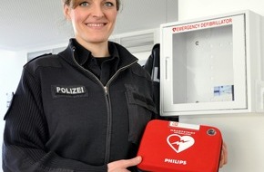 Polizeiinspektion Harburg: POL-WL: Polizei schafft sechs Defibrillatoren für die Dienstellen im Landkreis Harburg an