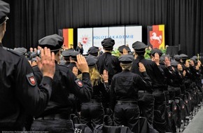 Polizeidirektion Osnabrück: POL-OS: "Begegnung schaffen" - Demokratiewoche der Polizeidirektion Osnabrück startet