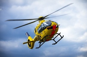 ADAC SE: Mehr als 37.000 Mal schnelle Hilfe aus der Luft / 30 Jahre ADAC Luftrettung in Ingolstadt: Jubiläum für "Christoph 32" / Am 10. Juli 1991 flog der ADAC Rettungshubschrauber seinen ersten Einsatz