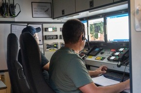 Feuerwehr Flotwedel: FW Flotwedel: Brennende Jagdhütte in Offensen - Löschzug Wienhausen probt den Ernstfall