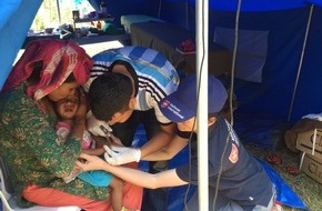 Malteser in Deutschland: Nepal: Weitere Tote und Verletzte zu erwarten / 
Malteser richten Feld-Krankenhaus in Erdbebenregion ein