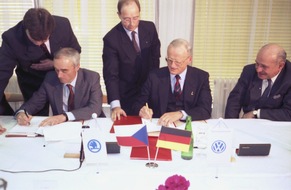 30 Jahre ŠKODA AUTO als Teil des Volkswagen Konzerns: eine erfolgreiche europäische Wirtschaftsgeschichte