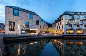 GN Hearing GmbH: „Zukunftsmuseum“ präsentiert kleinstes KI-Hörsystem der Welt: ReSound Vivia ist Teil der futuristischen Schau in der Nürnberger City