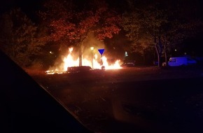 Feuerwehr Erkrath: FW-Erkrath: Arbeitreicher Abend und Nacht für die Feuerwehr Erkrath
