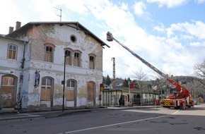 Feuerwehr Dresden: FW Dresden: Informationen zum Einsatzgeschehen der Feuerwehr Dresden vom 17. - 18. Februar 2022