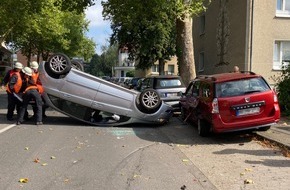 Polizei Mettmann: POL-ME: Hoher Sachschaden nach Verkehrsunfall - Erkrath - 2409060