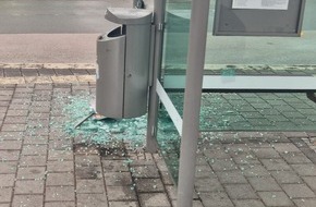 Landespolizeiinspektion Erfurt: LPI-EF: Zeugenaufruf nach Sachbesch&auml;digung am Busbahnhof in S&ouml;mmerda