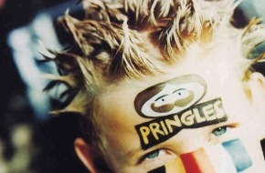 Procter & Gamble Germany GmbH & Co Operations oHG: Pringles sponsert das größte Fußballturnier Europas / Offizieller Snack der Euro 2000 / Pringles und die Euro 2000 - ein unwiderstehliches Match