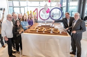 Continentale Versicherung: 100 Jahre Continentale Krankenversicherung &ndash; Von der Unterst&uuml;tzungskasse zum gro&szlig;en Versicherungsverbund