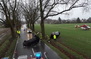 Feuerwehr Dortmund: FW-DO: 23.02.2020 Unfall in Dortmund-Nette. Verkehrsunfall mit drei Verletzten.