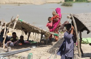 Aktion Deutschland Hilft e.V.: Flut Südasien: "Eine Katastrophe epischen Ausmaßes" / Hilfsorganisationen benötigen Geld für Ausweitung der Hilfe