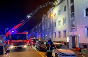 Feuerwehr Mülheim an der Ruhr: FW-MH: Einsätze am Samstagabend