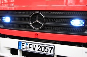 Feuerwehr Essen: FW-E: Feuerwehrfahrzeuge mit neuen KFZ-Kennzeichen unterwegs