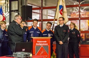 Feuerwehr Heiligenhaus: FW-Heiligenhaus: Jahresabschluss: Weniger Erstversorgungen, mehr Hilfeleistungen (Meldung 31/2018)
