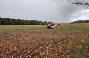 Kreisfeuerwehr Rotenburg (Wümme): FW-ROW: Schwerer Verkehrsunfall auf K 205 - PKW wird völlig zerstört, eine Person eingeklemmt