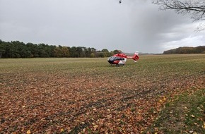 Kreisfeuerwehr Rotenburg (Wümme): FW-ROW: Schwerer Verkehrsunfall auf K 205 - PKW wird völlig zerstört, eine Person eingeklemmt