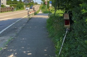 Polizei Mettmann: POL-ME: 56 km/h zu schnell: Verkehrsdienst misst 63 Verstöße - Heiligenhaus - 2111118