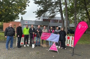 Deutsche Telekom AG: Gevelsberg: Telekom startet geförderten Glasfaserausbau im Gewerbegebiet Gevelsberg-Ost
