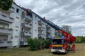 Freiwillige Feuerwehr Frankenthal: FW Frankenthal: Balkonbrand im 3.OG eines Mehrfamilienhauses