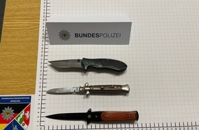 Bundespolizeidirektion Sankt Augustin: BPOL NRW: Fahndungserfolg für die Bundespolizei-Messer und Betäubungsmittel sichergestellt