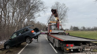 FW-AUR: Aufwendige technische Rettung nach Verkehrsunfall