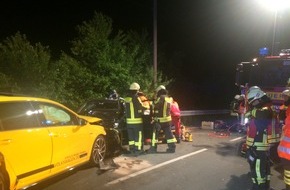 Feuerwehr Hattingen: FW-EN: Verkehrsunfall mit mehreren verletzten Personen