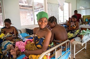 Enfants du Monde: GESUNDHEIT & BILDUNG: VORBEUGUNG VON SCHWANGERSCHAFTEN BEI JUGENDLICHEN IN TANSANIA