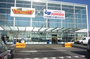 Jumbo-Markt AG: Réouverture du JUMBO Maximo DO IT - DECO - GARDEN de Bussigny mercredi 24 mars 2004 à 09h00