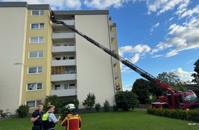 Feuerwehr Düren: FW Düren: Einsätze im Minutentakt: Drei Brände zeitgleich erfolgreich bekämpft