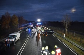 Polizeiinspektion Celle: POL-CE: Verkehrsunfall auf der B3 mit vier beteiligten PKW