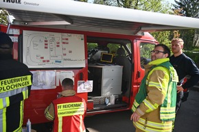 FW LK Esslingen: Gro&szlig; angelegte &Uuml;bung des Gemeindeverwaltungsverband Reichenbach an der Fils im Gewerbegebiet Leintel.