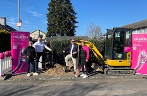Deutsche Telekom AG: Spatenstich: Glasfaserausbau in Gifhorn geht weiter
