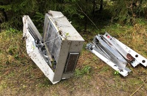 Kreispolizeibehörde Olpe: POL-OE: Aufgebrochener Zigarettenautomat aufgefunden