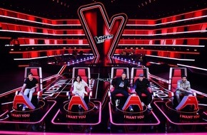 SAT.1: Alvaro Soler, Wincent Weiss, Stefanie Kloß und die "Fantastischen 2" Michi Beck und Smudo buzzern 2021 in SAT.1 für "The Voice Kids"