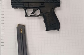 Bundespolizeidirektion Sankt Augustin: BPOL NRW: Bundespolizisten stellen 22-Jährigen mit Waffe im Hauptbahnhof