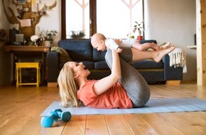 Wort & Bild Verlag - Gesundheitsmeldungen: Sport als Ausgleich zum Baby-Alltag: So klappt's / Yoga oder Rückbildung sind ein willkommener Ausgleich für Mütter - auch, wenn viele Studios geschlossen haben