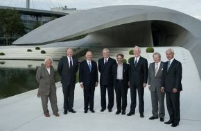 Autostadt GmbH: Eröffnung des Porsche Pavillons in der Autostadt in Wolfsburg (BILD)